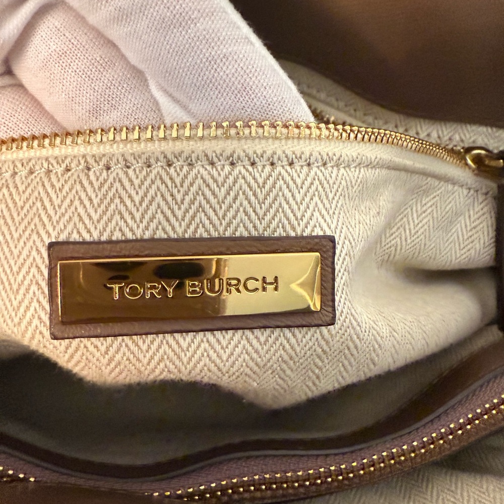 Tory Burch Kira Chevron Tote - Picture 6 of 15